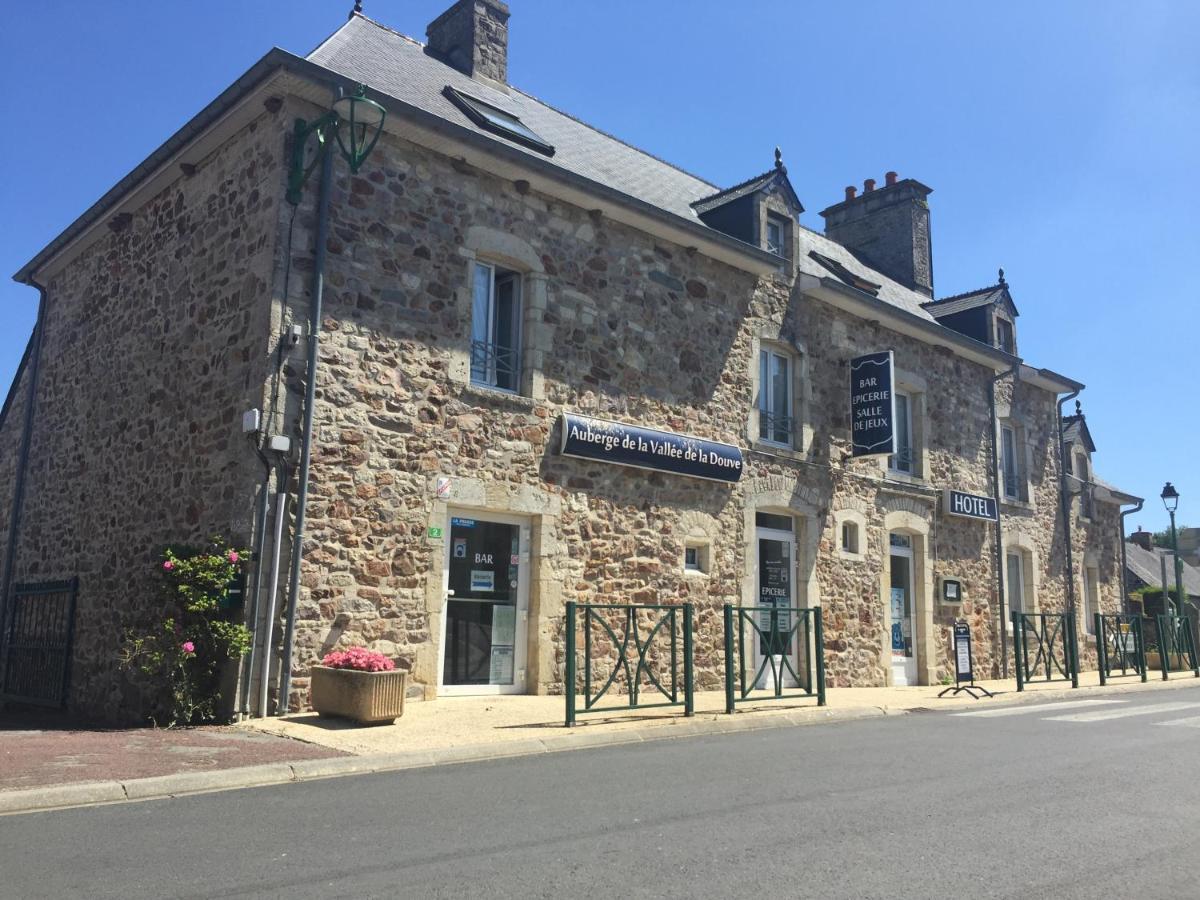 Auberge Vallee De La Douve L'Etang-Bertrand Экстерьер фото