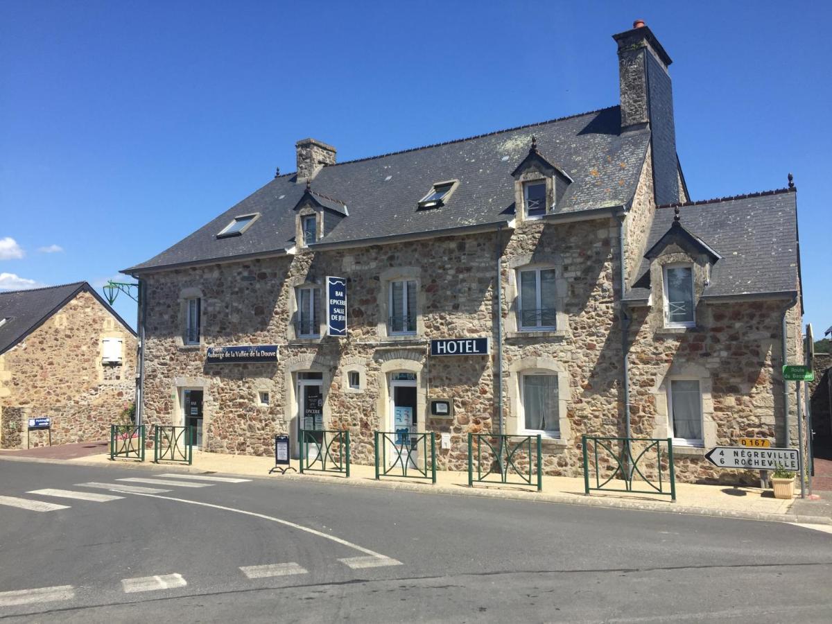 Auberge Vallee De La Douve L'Etang-Bertrand Экстерьер фото
